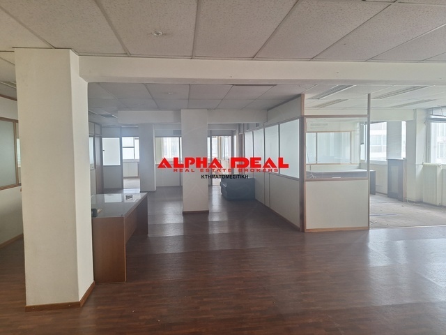 Commercial property for sale Pireas (Terpsithea) Office 238 sq.m.