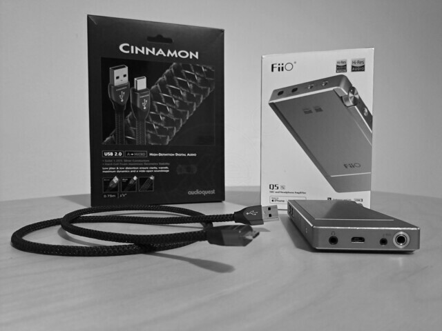 Εικόνα 1 από 11 - Fiio Q5s + AQ-USB-Cinnamon -  Πλατεία Αττικής >  Πλατεία Βικτωρίας