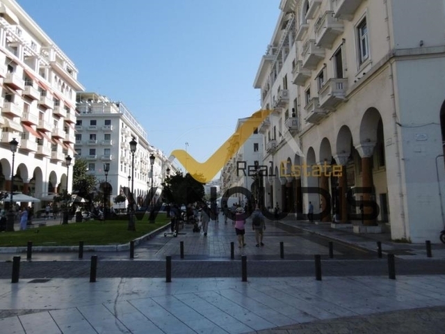 Commercial property for sale Thessaloniki (Center) Store 439 sq.m. renovated