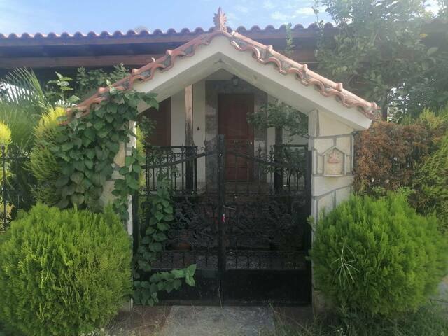 Home for sale Agii Apostoli Detached House 50 sq.m. furnished renovated