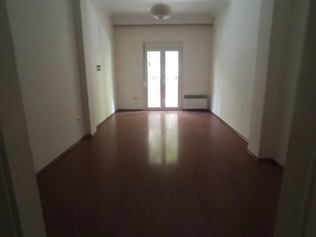 Home for sale Thessaloniki (Ntepo) Apartment 70 sq.m. renovated