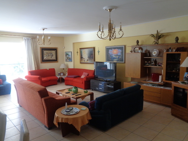 Home for sale Alimos (Ampelakia) Apartment 127 sq.m.