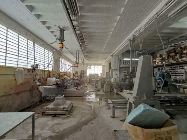 Commercial property for sale Moschato Hall 3.857 sq.m.