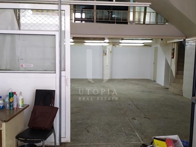 Commercial property for rent Pireas (Tampouria) Store 100 sq.m. renovated