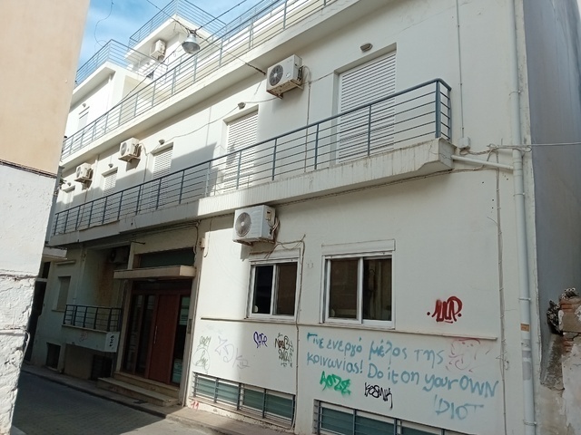 Commercial property for sale Chalcis Building 627 sq.m. renovated