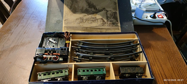 Εικόνα 1 από 14 - Vintage Toy Electric Train -  Βόρεια & Ανατολικά Προάστια >  Χαλάνδρι