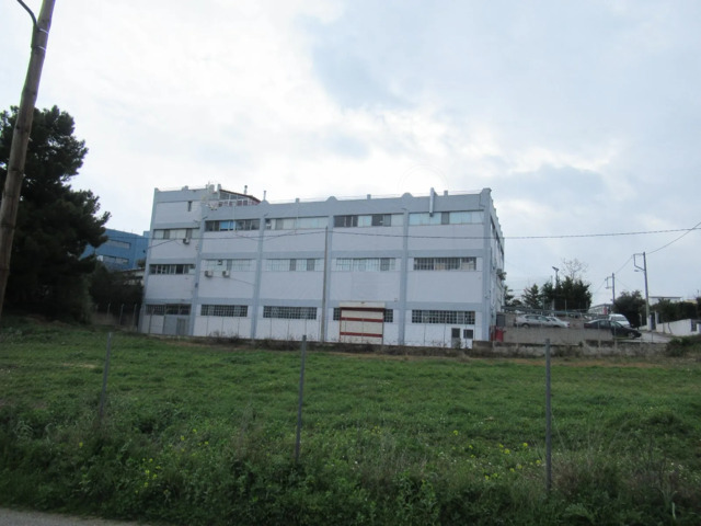 Commercial property for sale Metamorfosi Industrial space 2.500 sq.m.