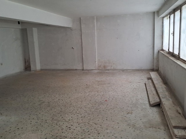 Commercial property for rent Athens (Pedion tou Areos) Store 87 sq.m.