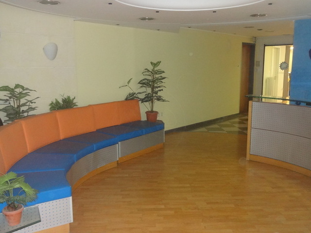 Commercial property for rent Athens (Center) Office 89 sq.m. renovated