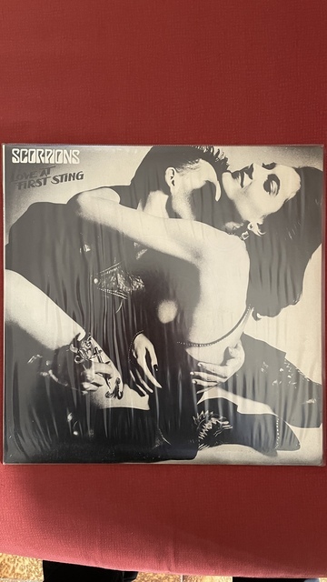Εικόνα 1 από 2 - Scorpions Love at first sting -  Βόρεια & Ανατολικά Προάστια >  Μαρούσι