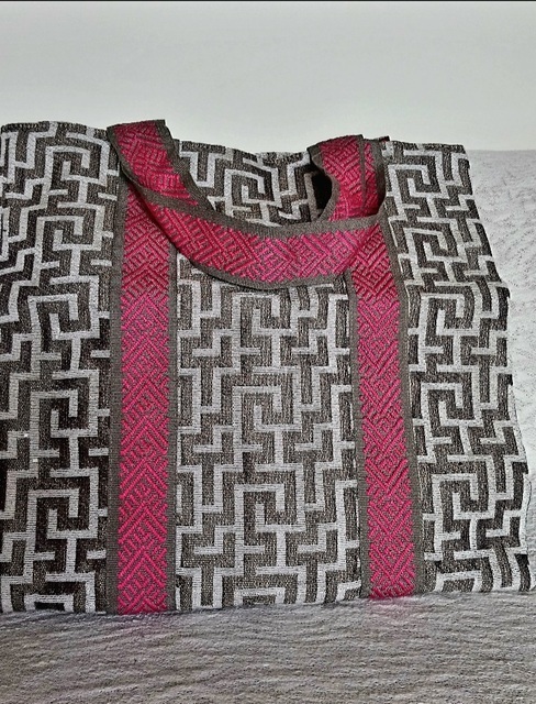 Εικόνα 1 από 3 - Handmade Shopping Bag -  Βόρεια & Ανατολικά Προάστια >  Μαρούσι