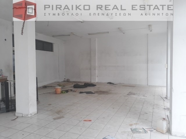 Commercial property for sale Pireas (Maniatika) Store 200 sq.m.