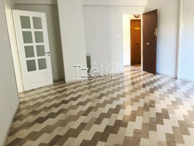 Commercial property for sale Patras Office 28 sq.m. renovated
