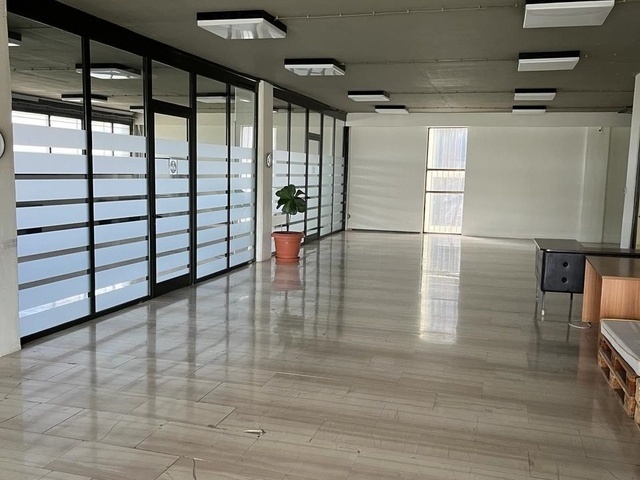 Commercial property for rent Markopoulo Mesogaias Office 500 sq.m.