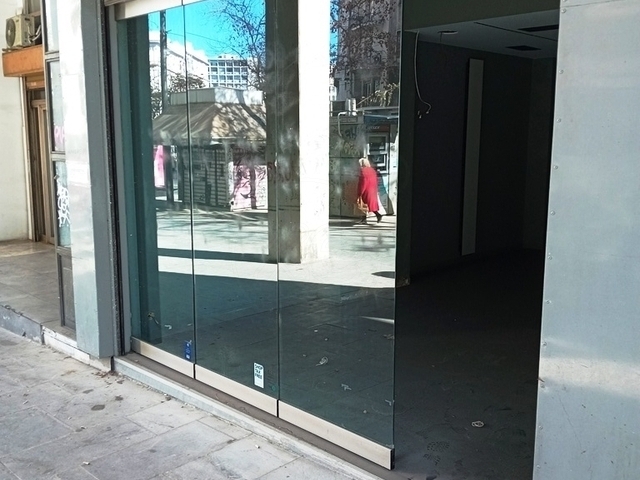 Commercial property for rent Athens (Kaniggos Square) Store 186 sq.m.