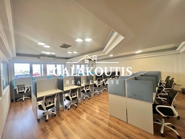 Propiedades comerciales en alquiler El Pireo (Kentrikos Limenas) Oficina 330 m² renovado