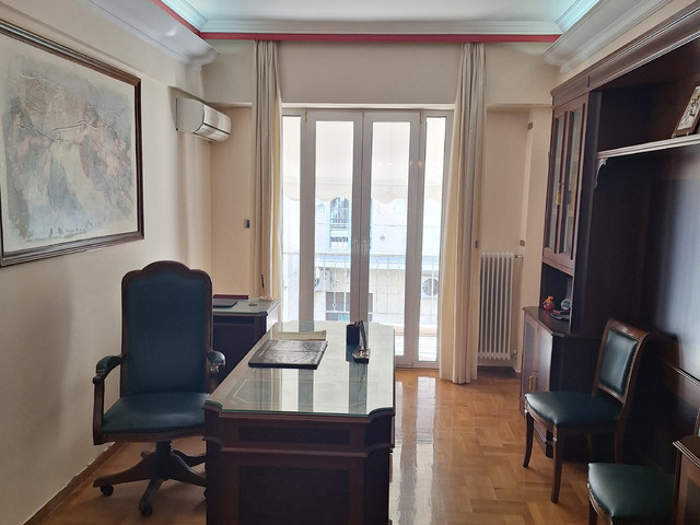 Home for sale Athens (Ippokratous) Apartment 142 sq.m. renovated