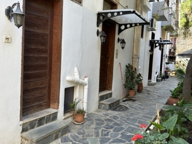 Commercial property for sale Chania Storage Unit 24 sq.m.