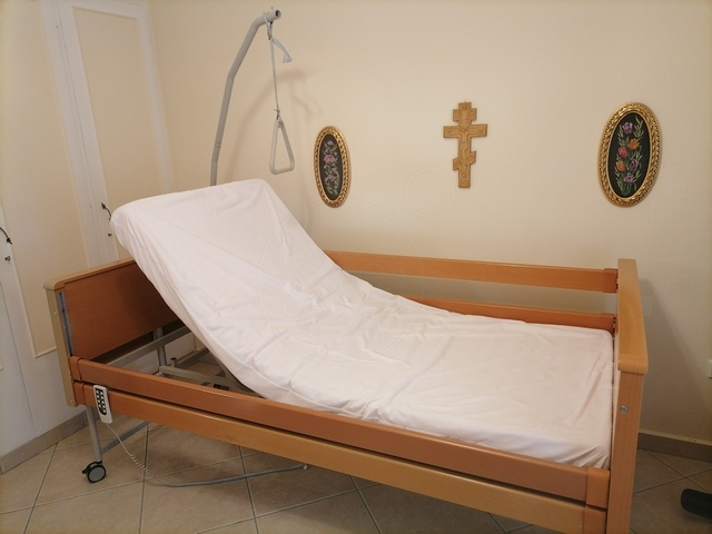 Εικόνα 1 από 6 - Νοσοκομειακό Κρεβάτι -  Κεντρικά & Δυτικά Προάστια >  Αγία Βαρβάρα