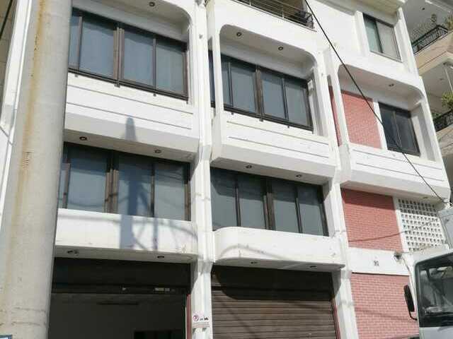 Commercial property for sale Petroupoli (Ano Petroupoli) Building 700 sq.m. renovated