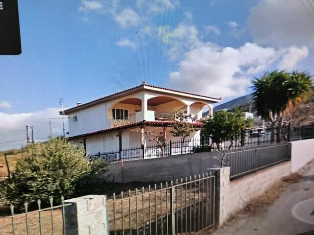 Πώληση κατοικίας Καλύβια Θορικού (Λαγονήσι (Παραλία)) Μονοκατοικία 161 τ.μ. ανακαινισμένο