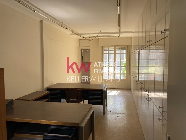 Commercial property for sale Athens (Kaniggos Square) Office 56 sq.m.