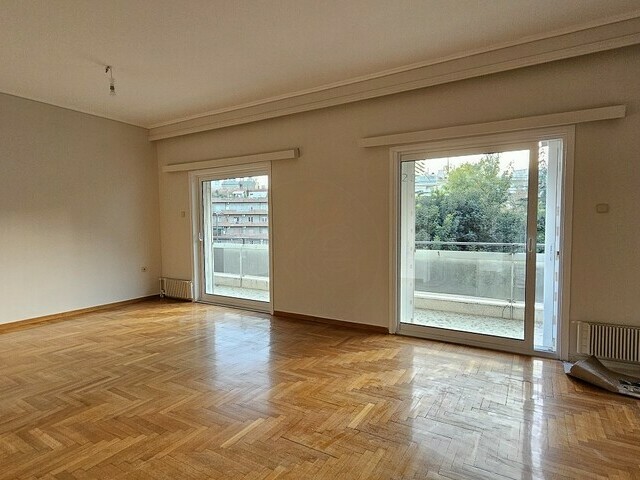 Commercial property for rent Athens (Ampelokipoi) Office 135 sq.m. renovated