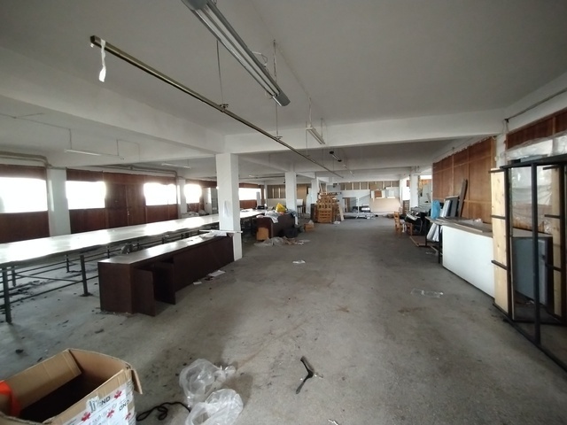 Commercial property for rent Kamatero Crafts Space 950 sq.m.