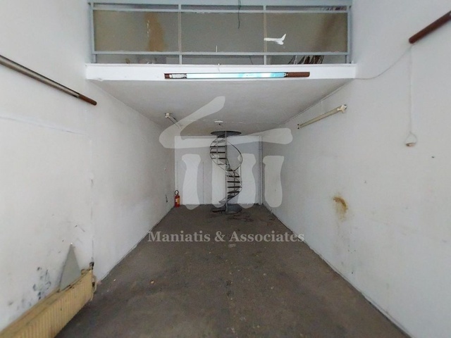 Commercial property for rent Pireas (Vrioni) Store 72 sq.m.