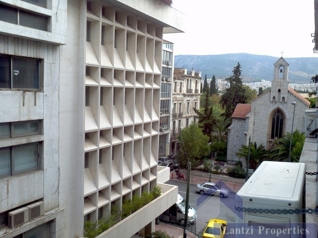 Commercial property for rent Athens (Plaka) Office 43 sq.m.