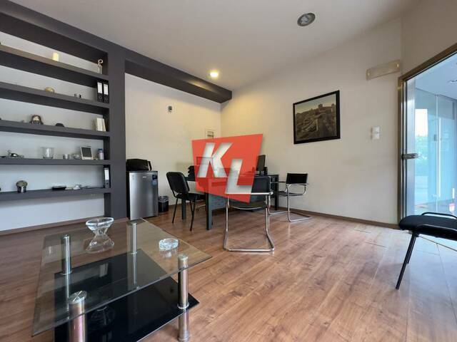 Commercial property for rent Kifissia (Zirinio) Office 30 sq.m.