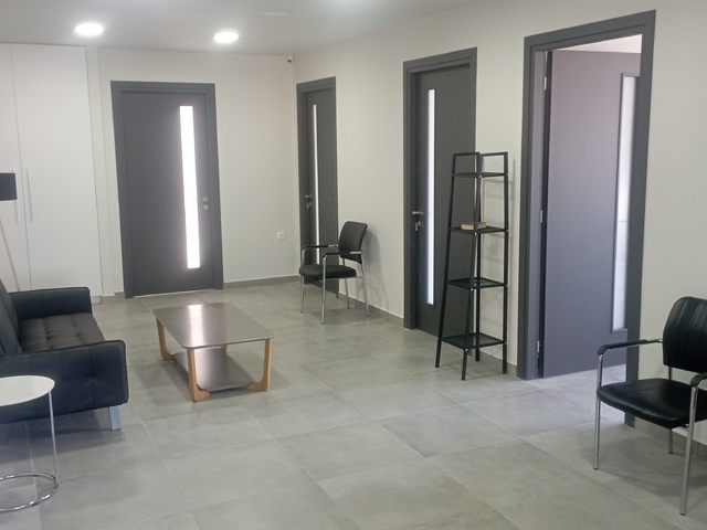 Commercial property for rent Galatsi (Menidiatika) Office 40 sq.m.