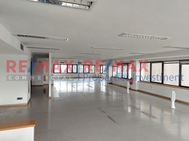 Commercial property for rent Marousi (Nea Philothei) Building 2.282 sq.m.
