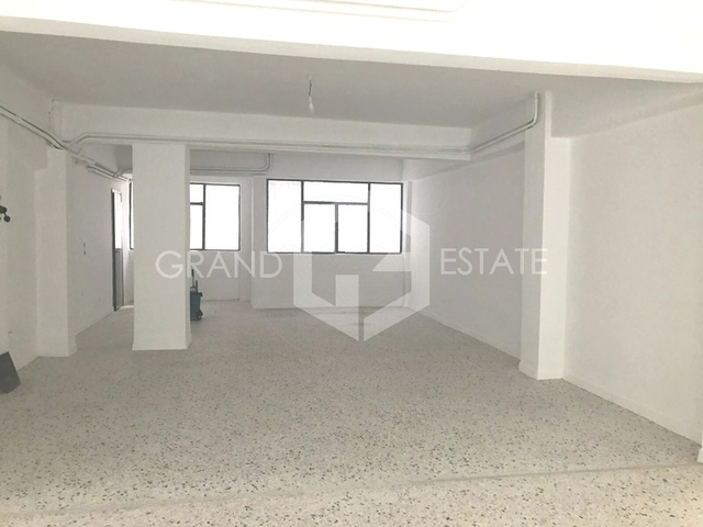 Commercial property for sale Vyronas (Neo Pagkrati) Storage Unit 135 sq.m. renovated
