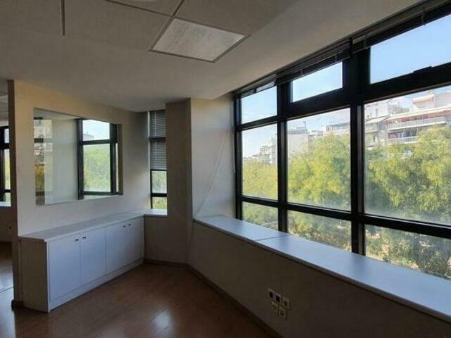 Commercial property for rent Athens (Kallirrois) Building 2.418 sq.m.
