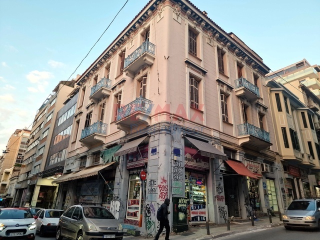 Commercial property for sale Athens (Omonia) Building 1.070 sq.m.