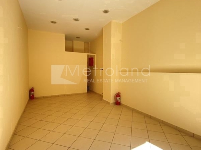 Commercial property for sale Athens (Agios Loukas) Store 28 sq.m. renovated