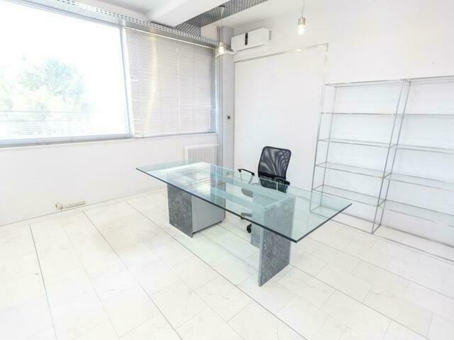 Commercial property for rent Ilioupoli (Lofos Germanou) Office 55 sq.m.