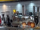 Εικόνα 2 από 3 - Καφέ - Αναψυκτήριο -  Υπόλοιπο Πειραιά >  Νίκαια