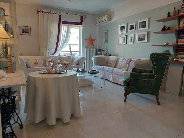 Home for sale Alimos (Ampelakia) Apartment 92 sq.m.