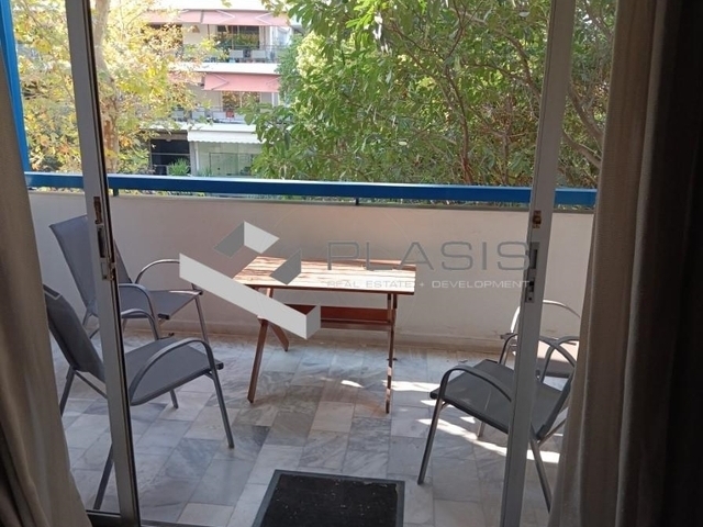 Home for sale Thessaloniki (Ntepo) Apartment 135 sq.m. renovated