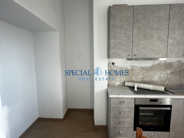 Commercial property for rent Ymittos (Iroon Square) Hall 75 sq.m. renovated