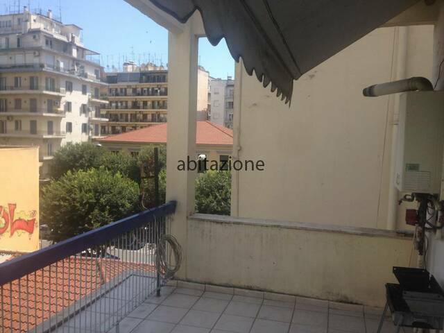 Ενοικίαση κατοικίας Θεσσαλονίκη (Κέντρο) Διαμέρισμα 28 τ.μ. επιπλωμένο ανακαινισμένο