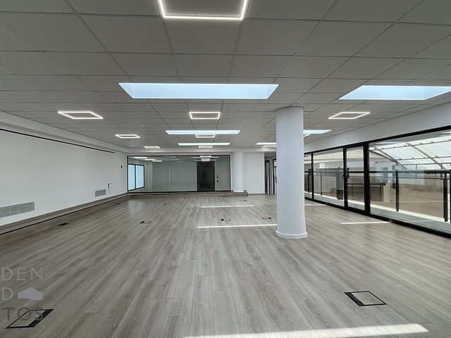Commercial property for rent Glyfada (Center) Office 395 sq.m.