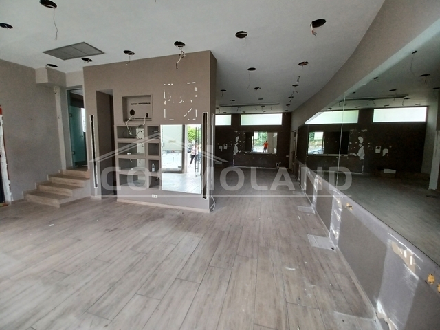 Commercial property for rent Chalandri (City Hall) Store 100 sq.m.