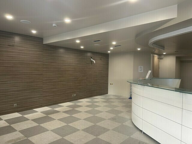 Commercial property for rent Pireas (Center) Office 979 sq.m.
