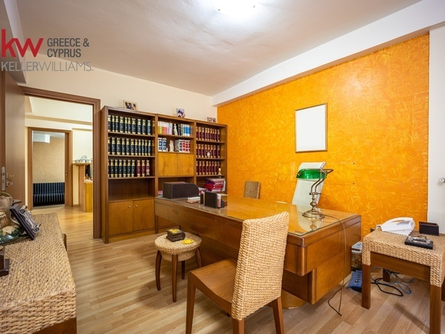 Commercial property for sale Athens (Gyzi) Office 110 sq.m. renovated