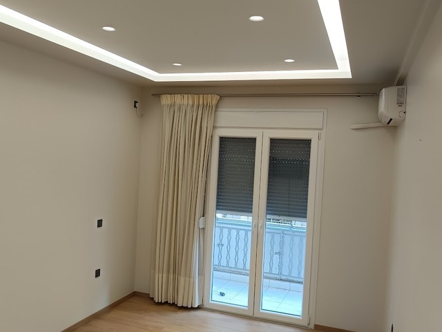 Commercial property for rent Athens (Ampelokipoi) Office 48 sq.m. renovated