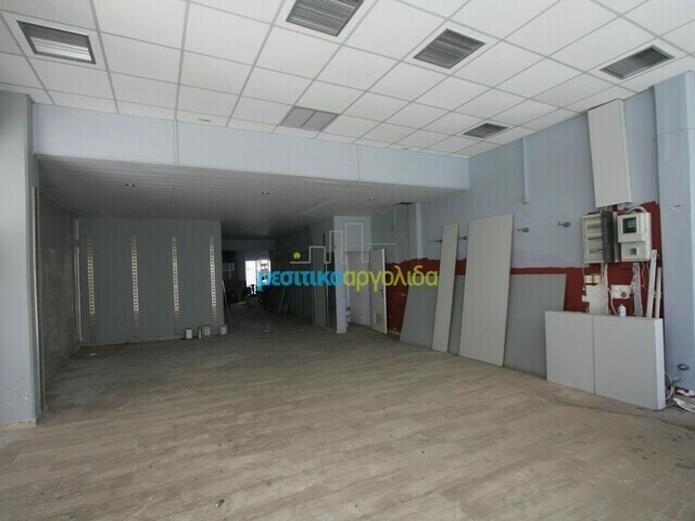 Commercial property for rent Argos Store 245 sq.m.