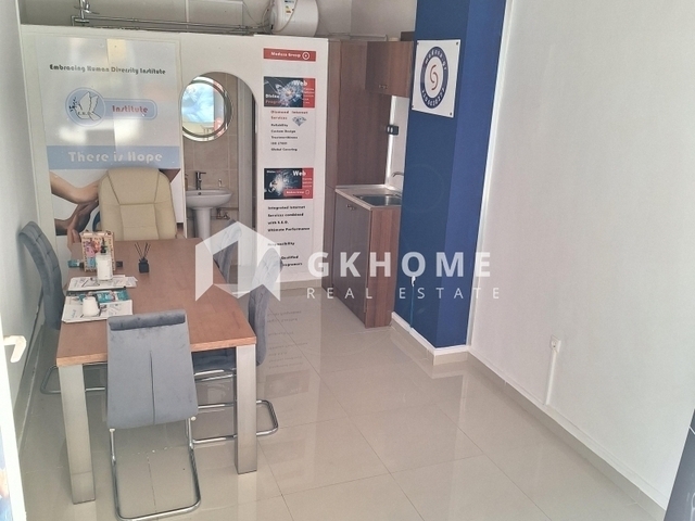Commercial property for sale Athens (Ipirou) Office 18 sq.m. renovated